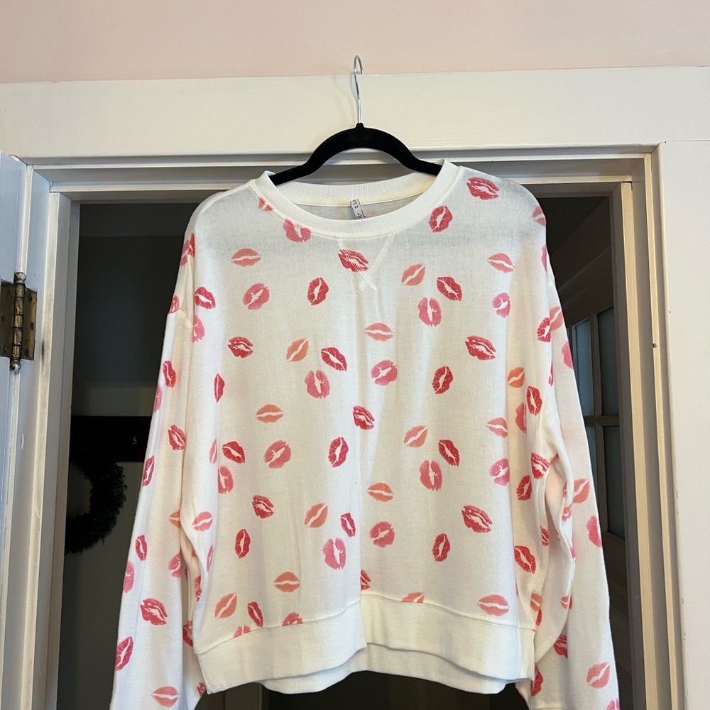 Z Supply White and Pink Kiss Print Top